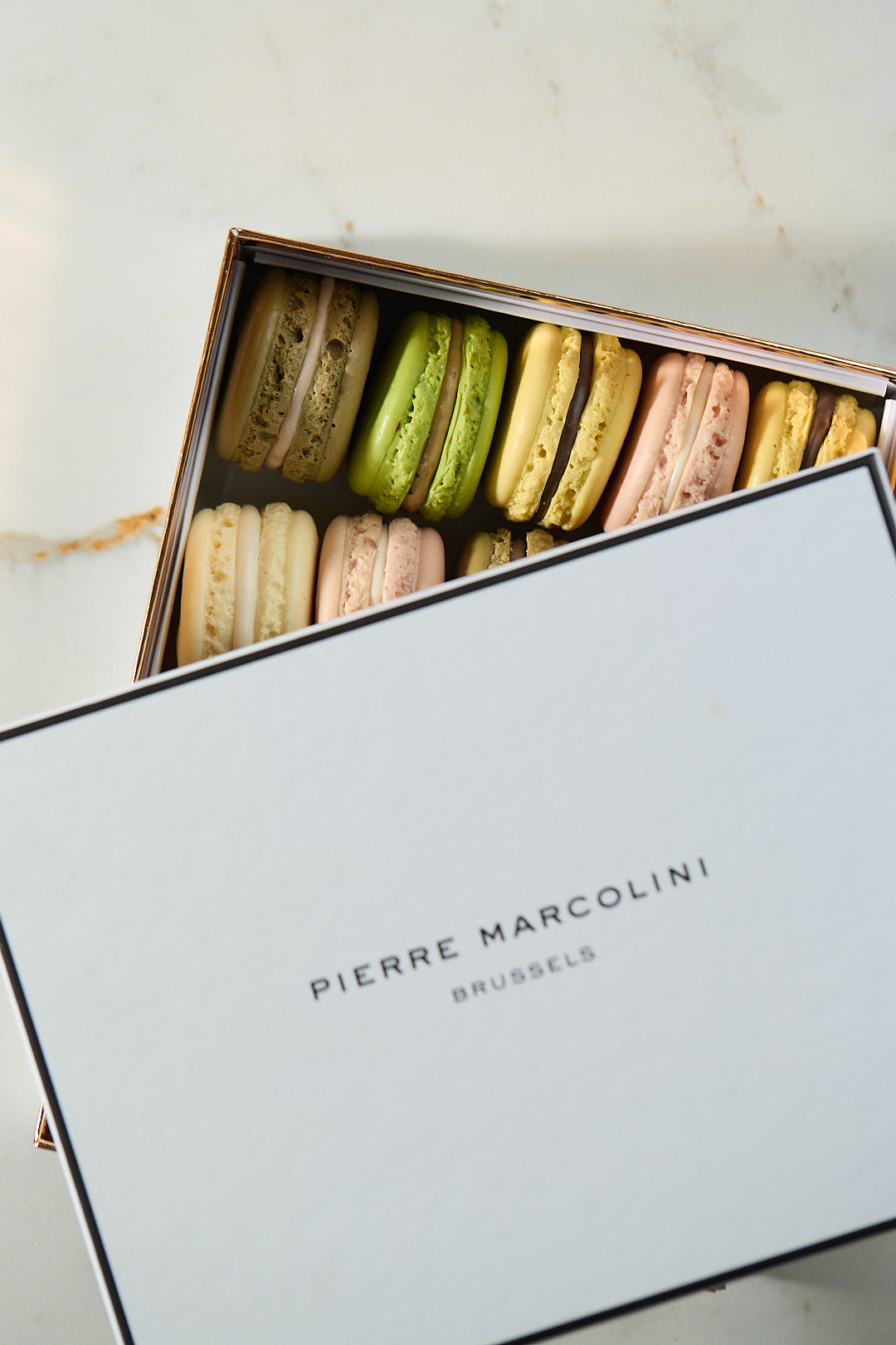 Box of 20 Macarons