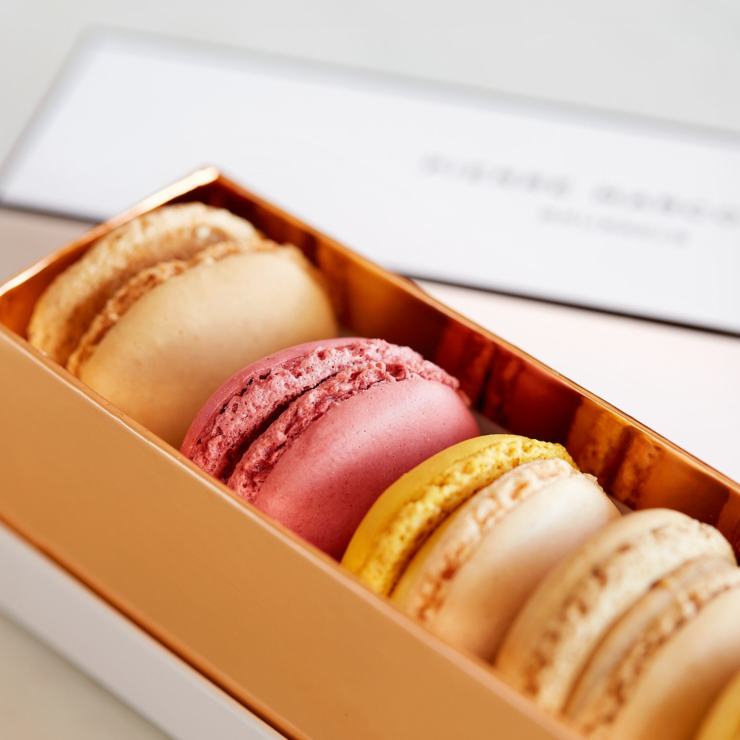Box of 7 Macarons